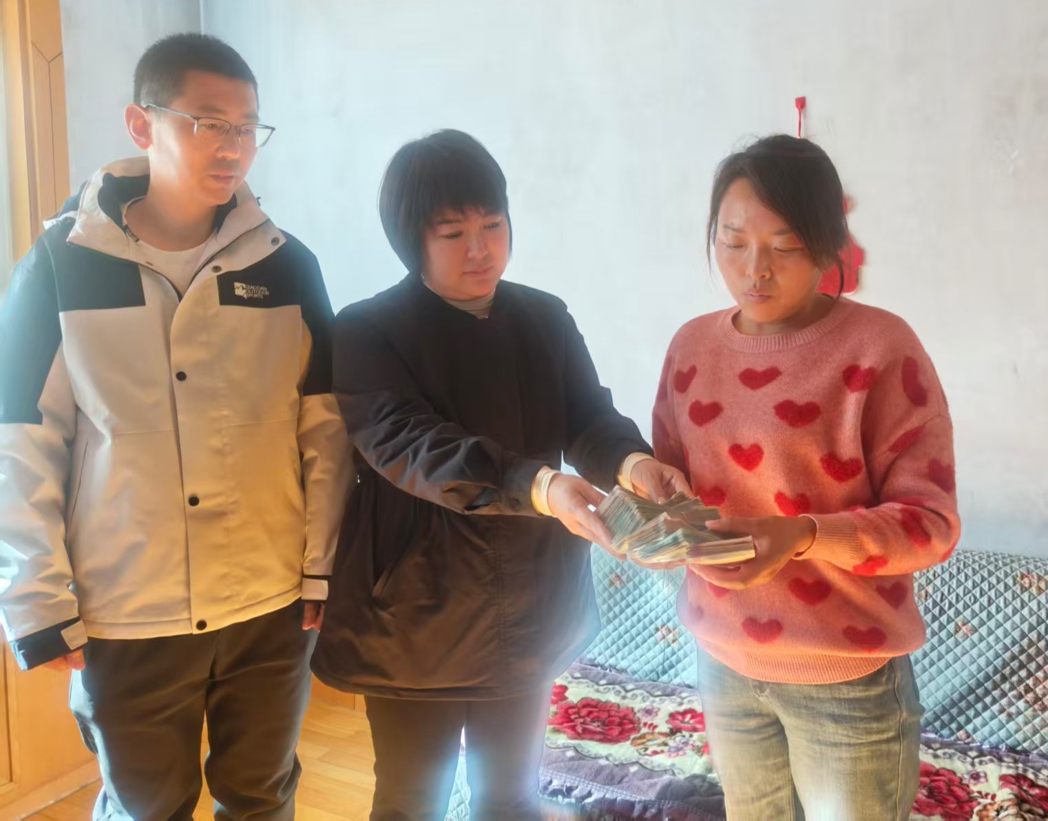 微信图片_20251027194943_3_3 微信图片_20251027194943_3_3