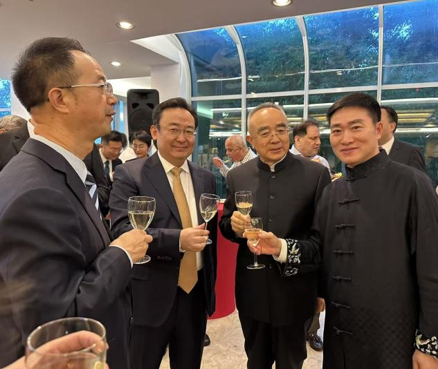 图片15 图片15