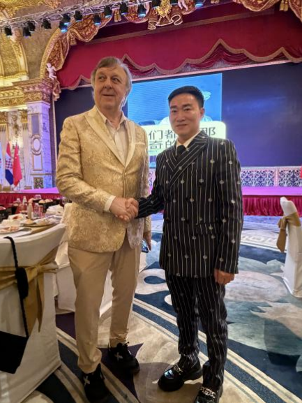 图片1 图片1